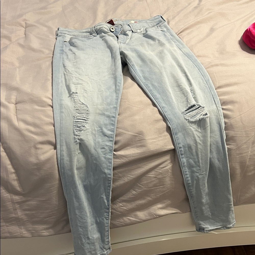 Light Blue Distressed Women’s Jeans Arizona Jean Co